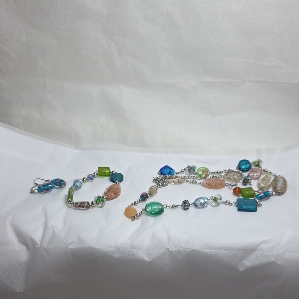 3 Sets Of Jewelry